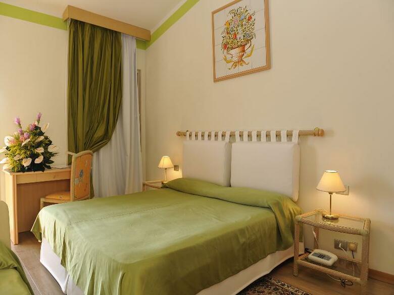 Hotel Palau