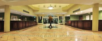 Embassy Suites Los Marlins - Hotel & Golf Resort