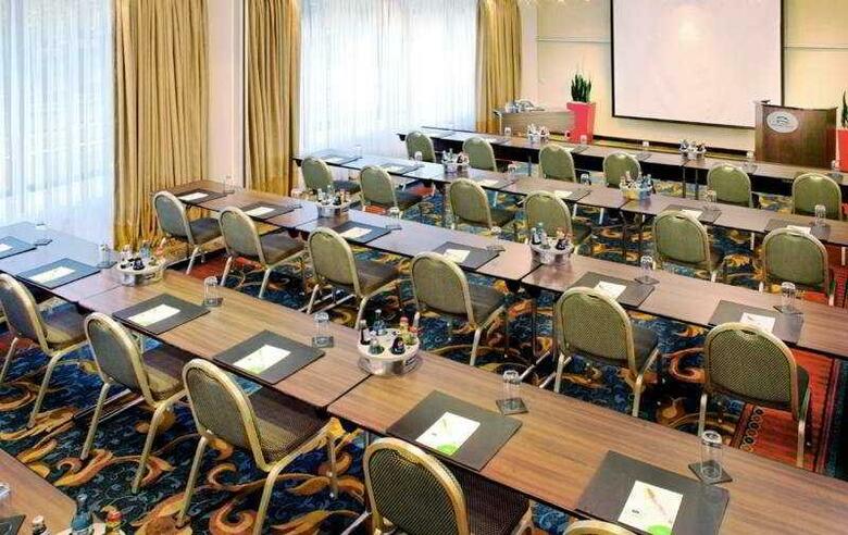 Hotel Courtyard By Marriott Duesseldorf Seestern