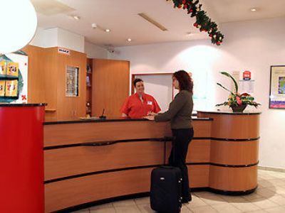 Hotel Ibis Dusseldorf Hauptbahnhof