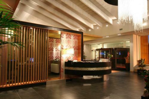 Admiral Park Hotel