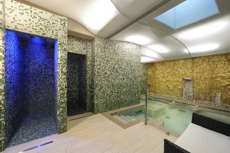 Hotel Bertusi