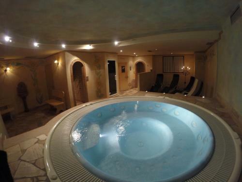 Hotel Arnica Garn�