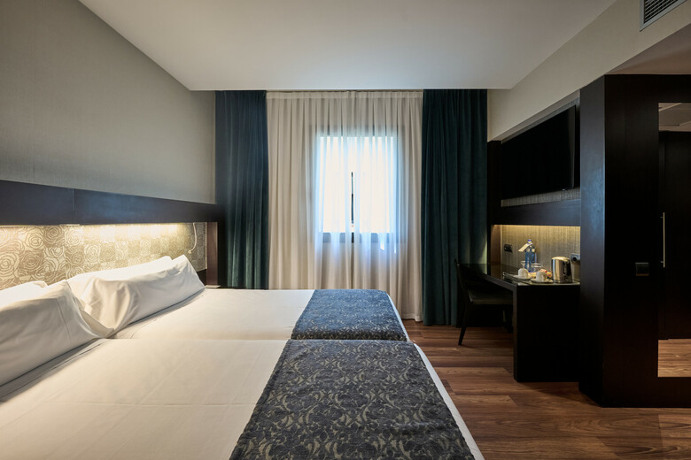Hotel Catalonia Port