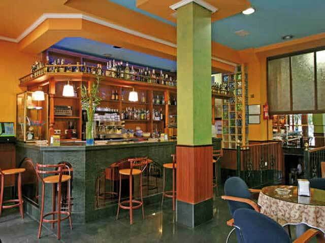 Hotel Herbi�a