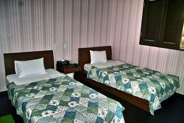 Hotel Lees