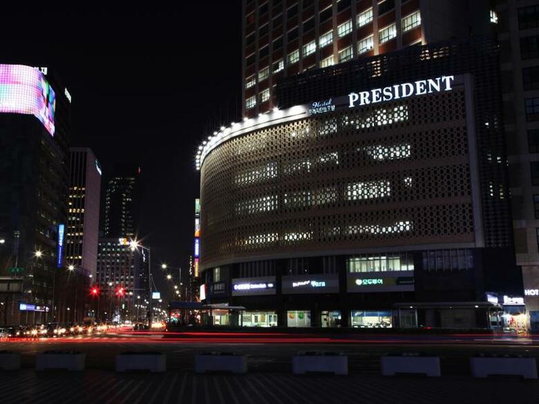 Hotel President