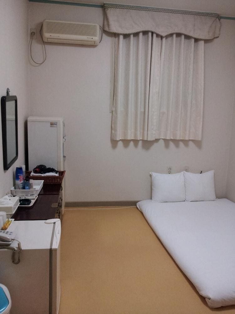Saerim Hotel