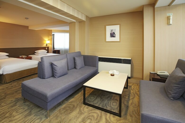 Hotel Savoy
