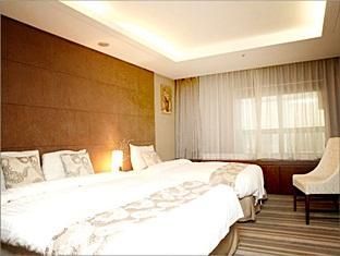 Hotel Three Seven Stay