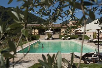 Bed & Breakfast Antico Casale Urbani