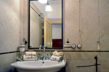 Bed & Breakfast Antico Casale Urbani
