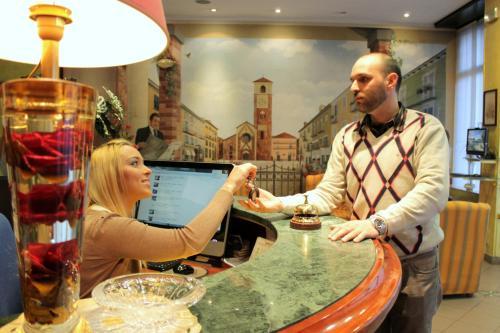 Hotel City