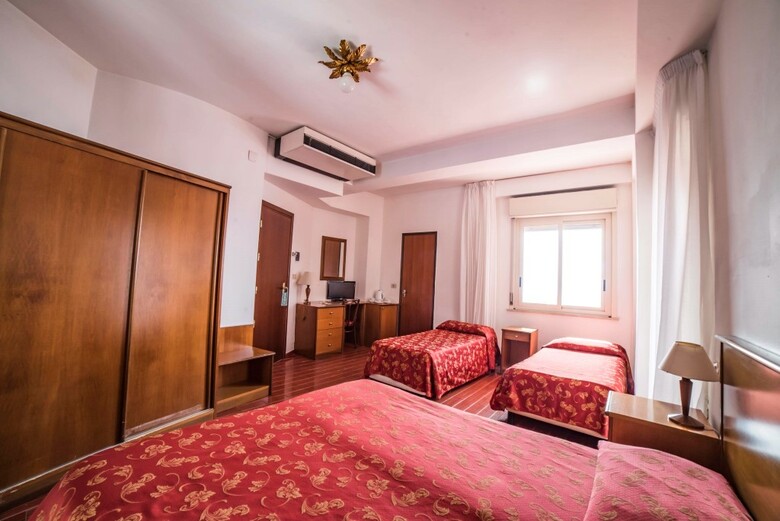 Hotel Isola Bella