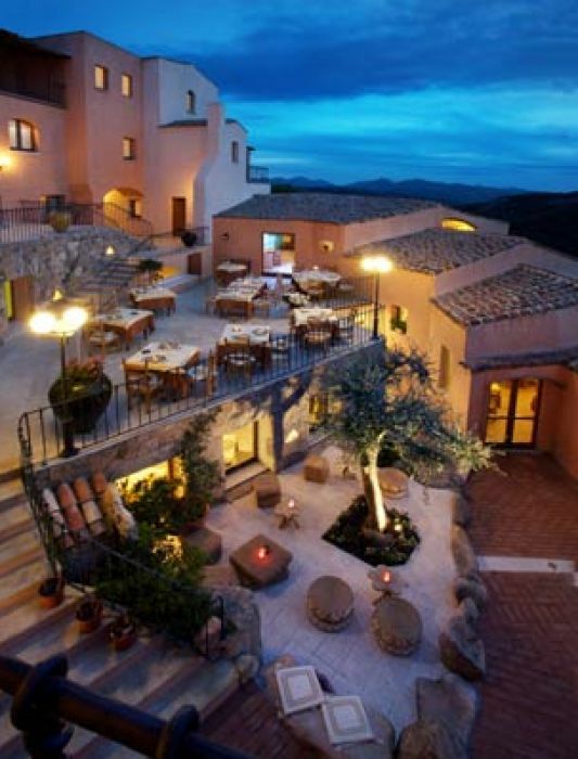 Hotel Arathena