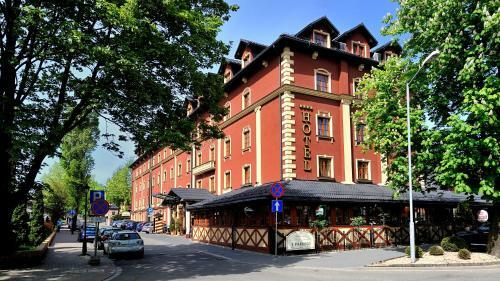 Hotel Diament Arsenal Palace Katowice - Chorz�w