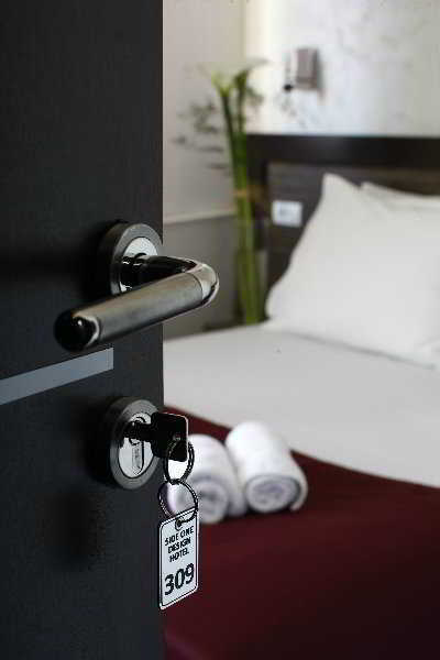 Side One Design Hotel