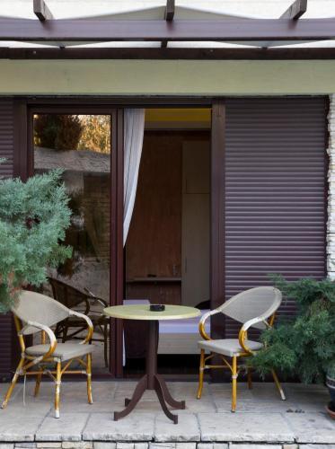 Hostal Vila Senjak B&B