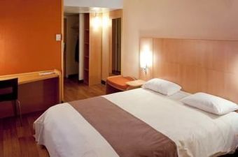Hotel Ibis Rennes Beaulieu