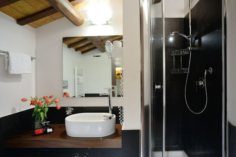 Hotel Trevi