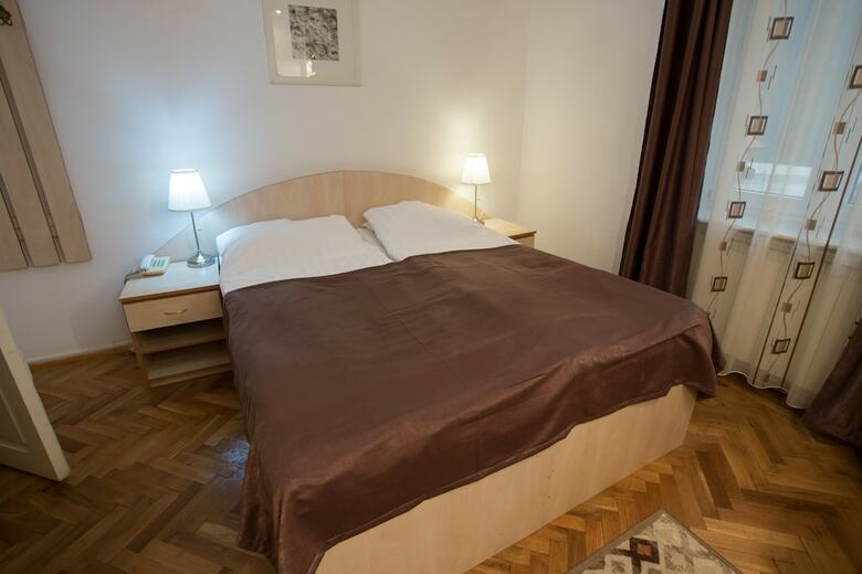 Hotel Rina Cerbul