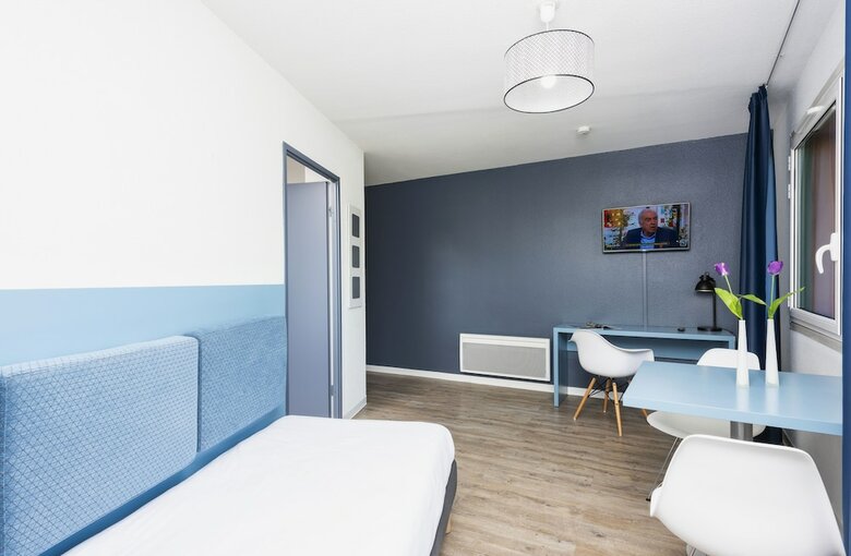 Residencia Teneo Suites