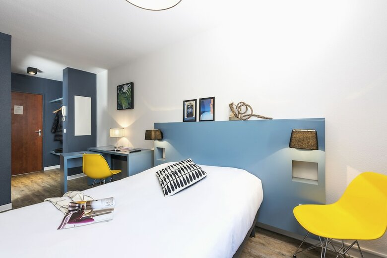 Residencia Teneo Suites