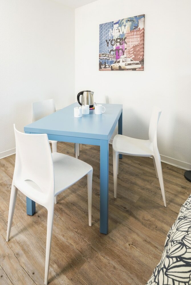 Residencia Teneo Suites