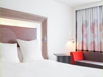 Hotel Novotel Chartres