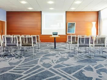 Hotel Novotel Chartres