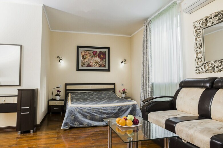 Viktoria Hotel