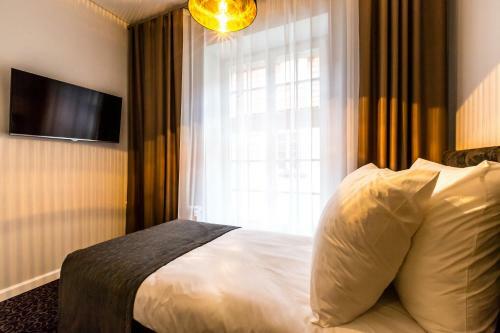 Sleep In Hostel & Apartments