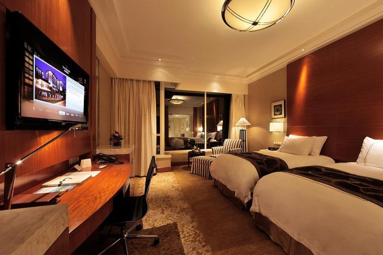 Hotel The Dragon