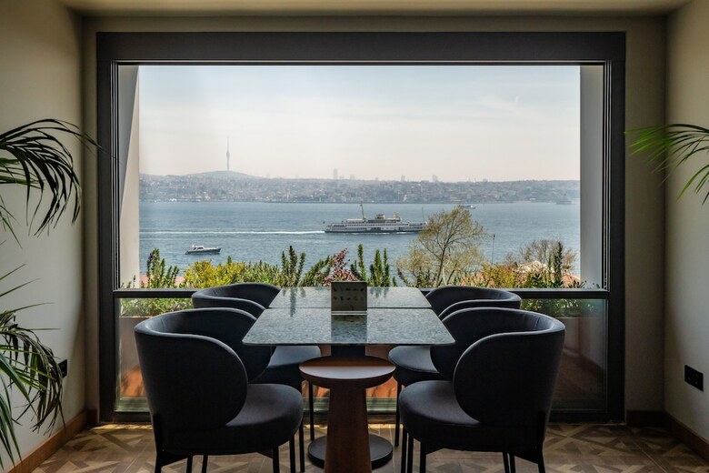 Zimmer Bosphorus Hotel