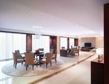 Hotel New World