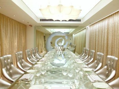 Hotel Luxe Manor