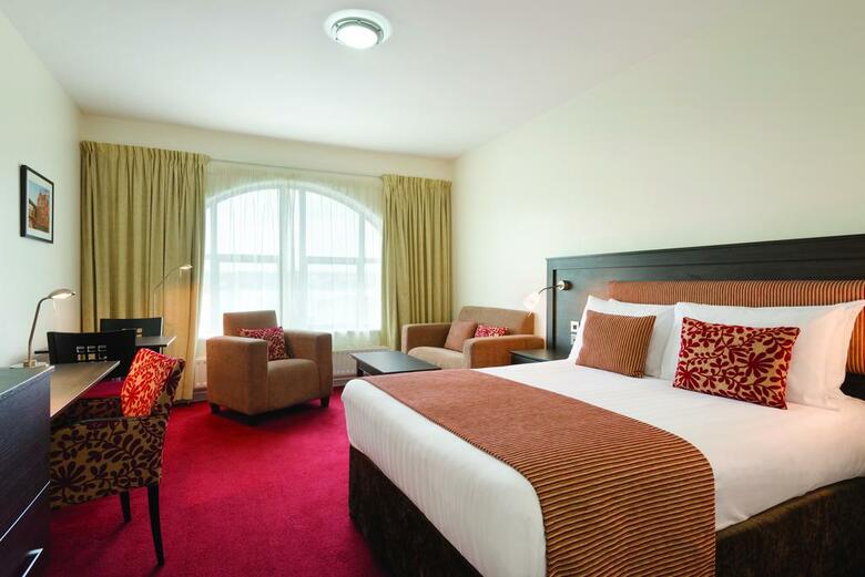 Hotel Ramada Da Vincis
