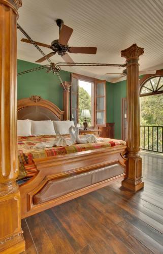 Hotel Mahogany Hall Luxury Boutique Resort