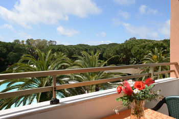 Hotel Oasis