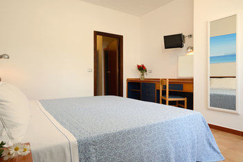 Hotel Oasis