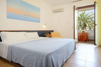Hotel Oasis