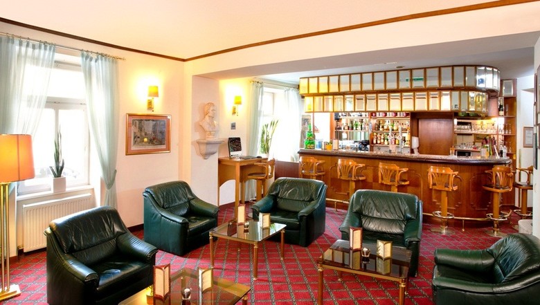 Goldenes Theaterhotel