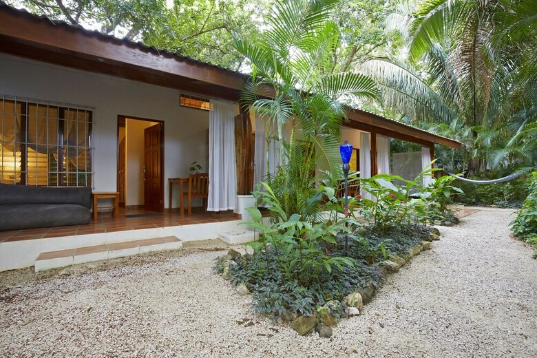 Living Hotel
