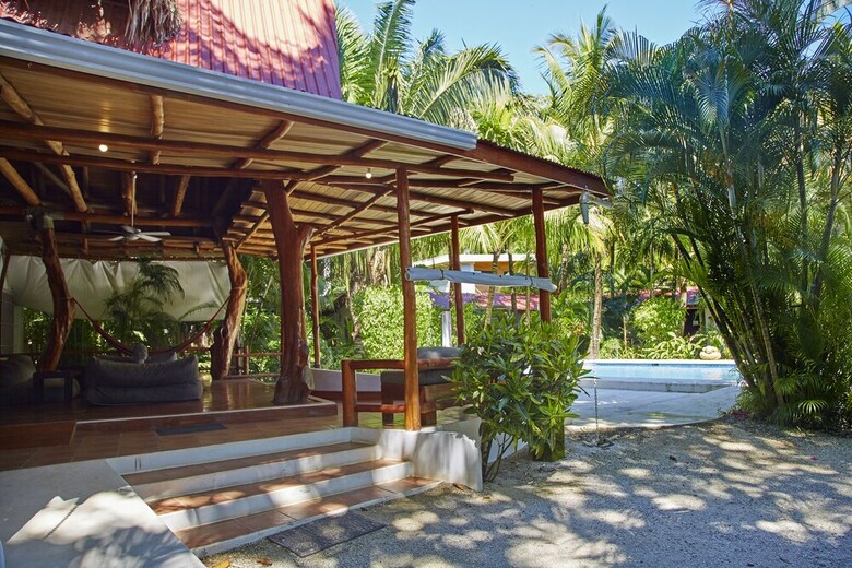 Living Hotel