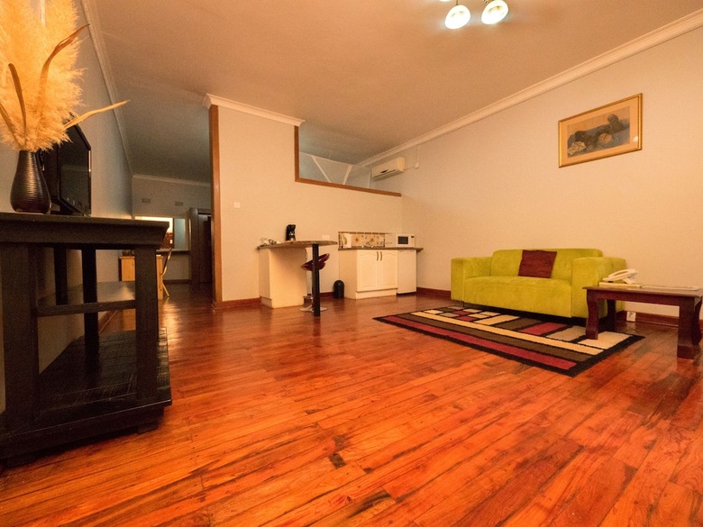 Palmwood Lodge