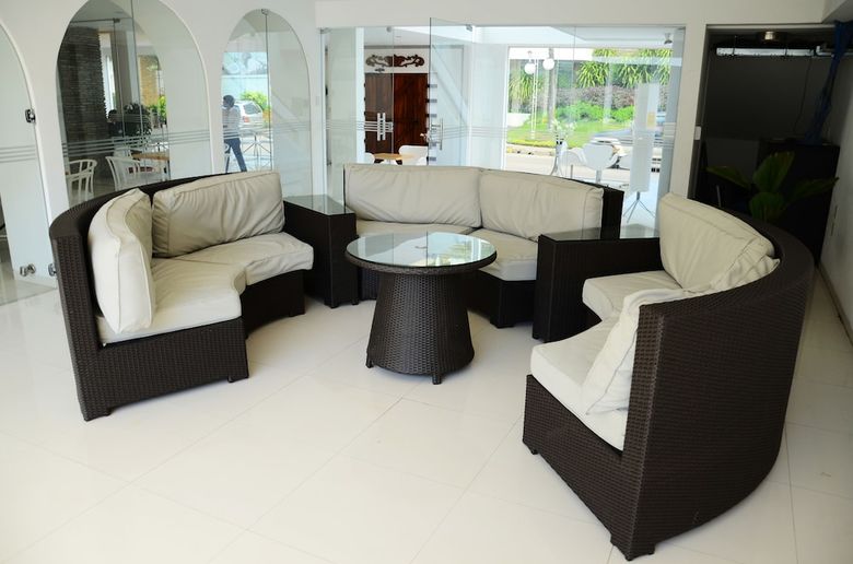 Senses Hotel Equipetrol