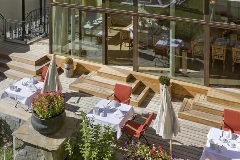 Hotel Allalin