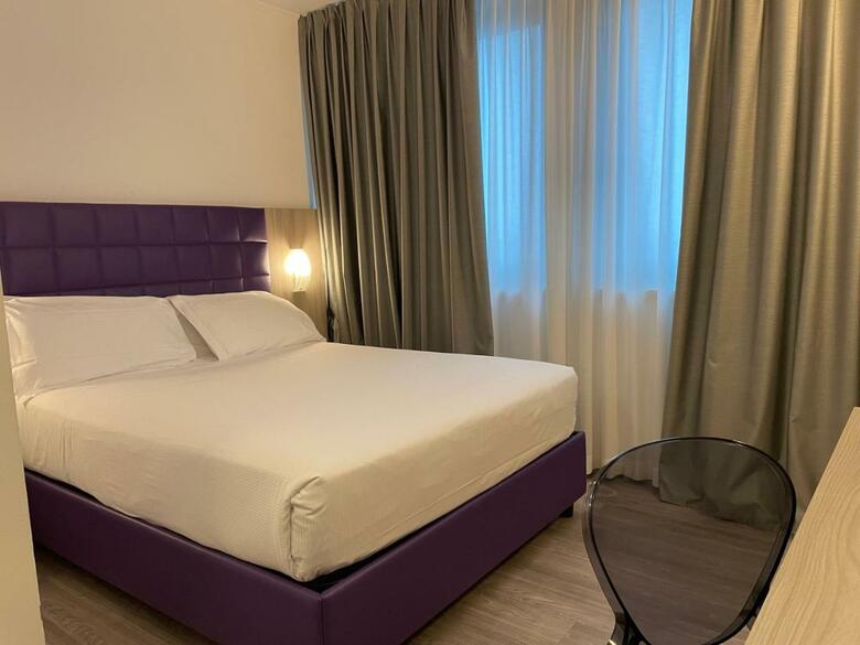 Hotel Omnia
