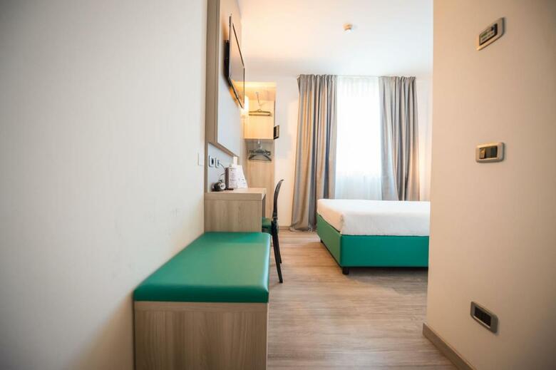 Hotel Omnia