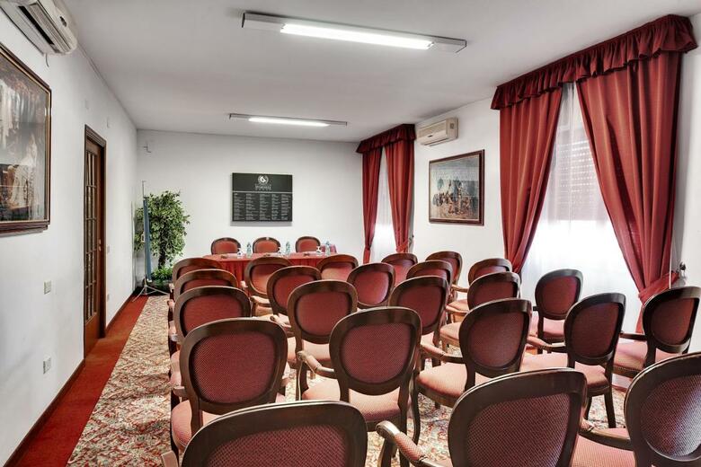 Hotel Colonna Palace Mediterraneo